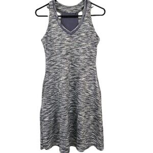 Mondetta MPG V-Neck Sleeveless Athletic Tennis Mini Dress Stretchy Purple Small